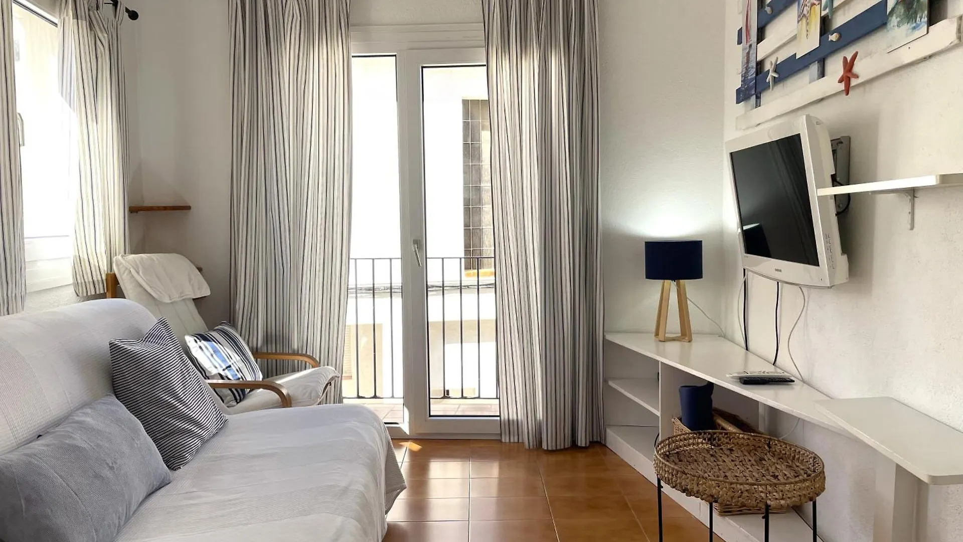 Creus - Apartment In The Center Of Town Cadaques
